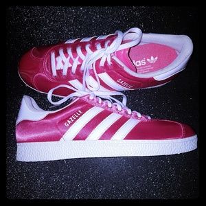 Hot pink gazelle adidas